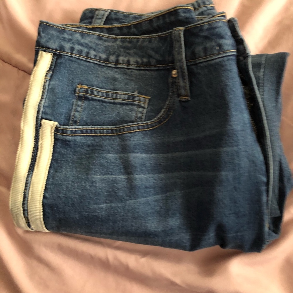 Jeans - Picture 6 of 6